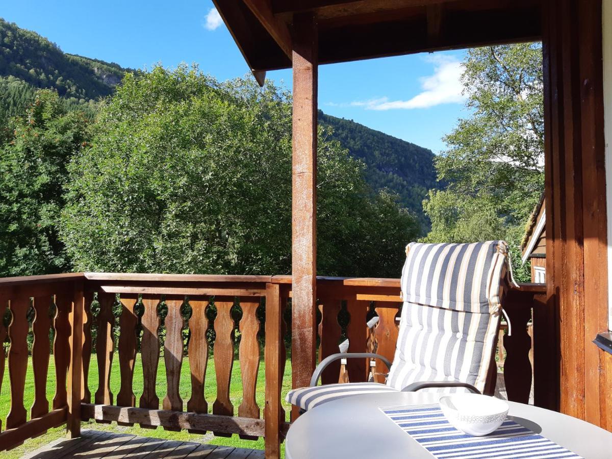 Eidsdal Camping Og Feriehus Eksteriør billede