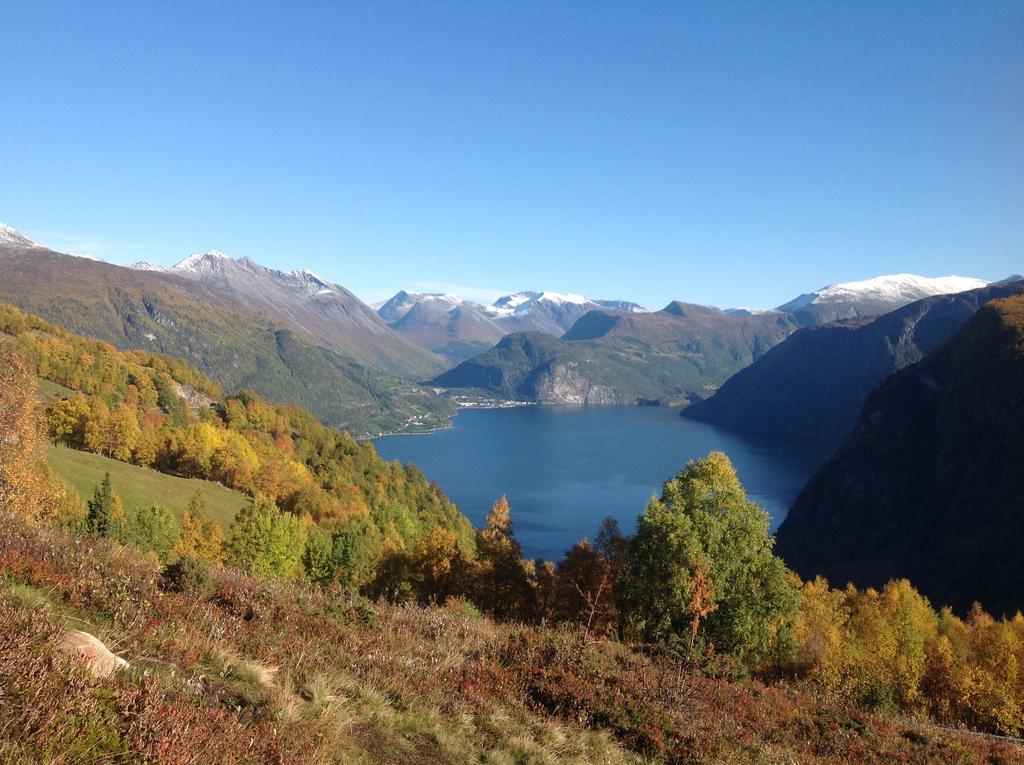 Eidsdal Camping Og Feriehus Eksteriør billede